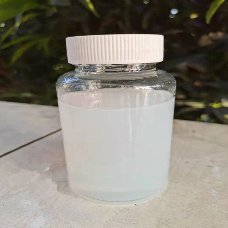 สีขาวน้ําตาลกับสีน้ําเงินเหลว สารสกปรก PU ผสมน้ําสําหรับไนลอนกันน้ํา